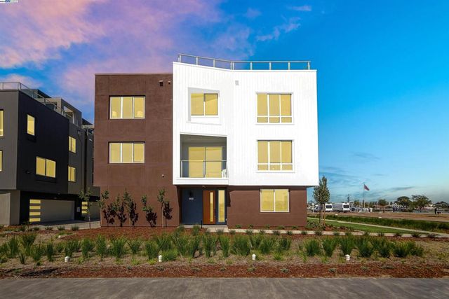 2388 Stanford Street, Alameda, CA 94501