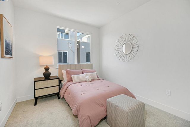 2388 Stanford Street, Alameda, CA 94501