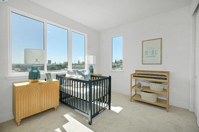 2388 Stanford Street, Alameda, CA 94501