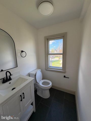 1916 WASHINGTON AVE, Northampton, PA 18067