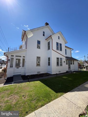 1916 WASHINGTON AVE, Northampton, PA 18067