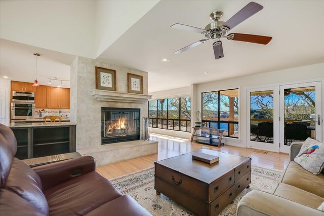 23521 Flat Creek DR, Marble Falls, TX 78654