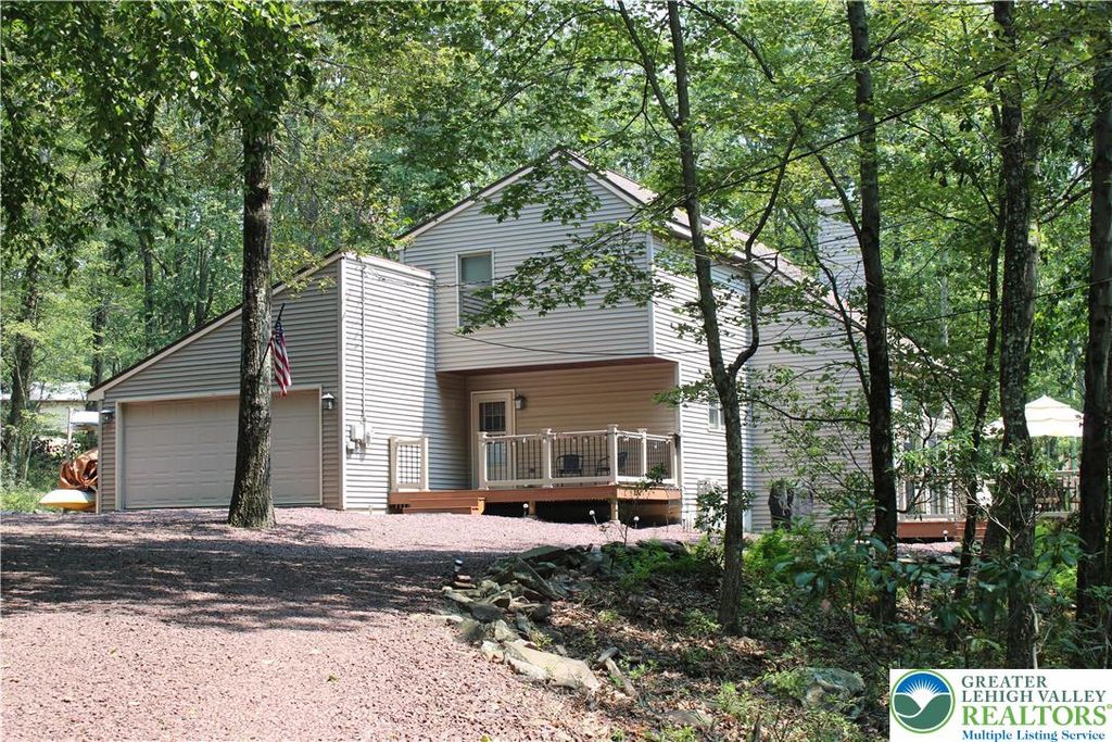 180 Mountainview Drive, Penn Forest Twp, PA 18229