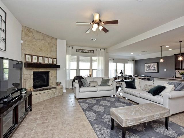 2413 Grand Lake PKWY, Leander, TX 78641