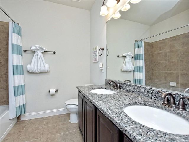 2413 Grand Lake PKWY, Leander, TX 78641