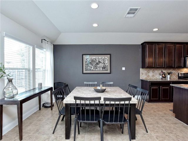 2413 Grand Lake PKWY, Leander, TX 78641