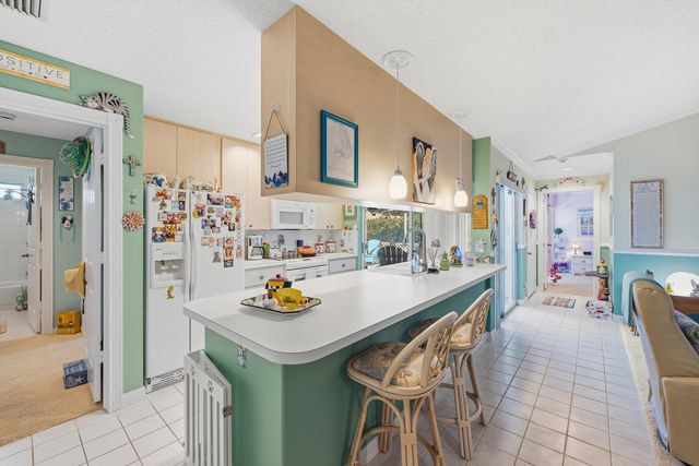 2101 Pin Oak Court, Palm Beach Gardens, FL 33410