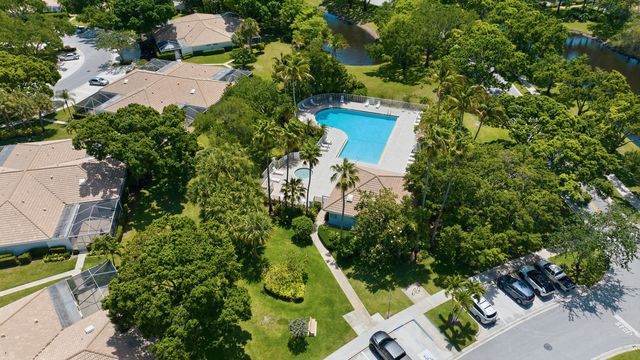 2101 Pin Oak Court, Palm Beach Gardens, FL 33410
