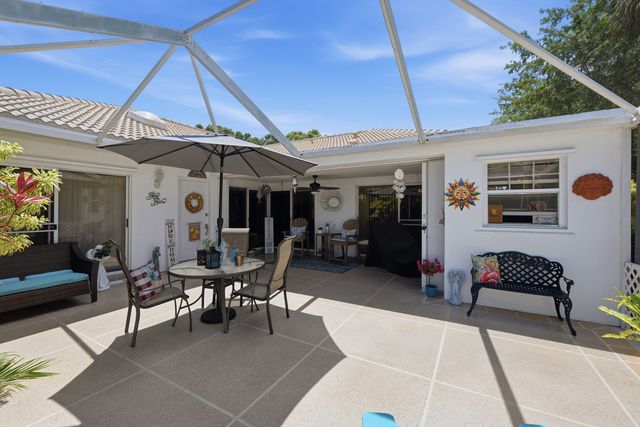2101 Pin Oak Court, Palm Beach Gardens, FL 33410