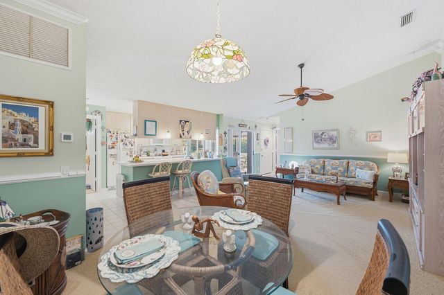 2101 Pin Oak Court, Palm Beach Gardens, FL 33410