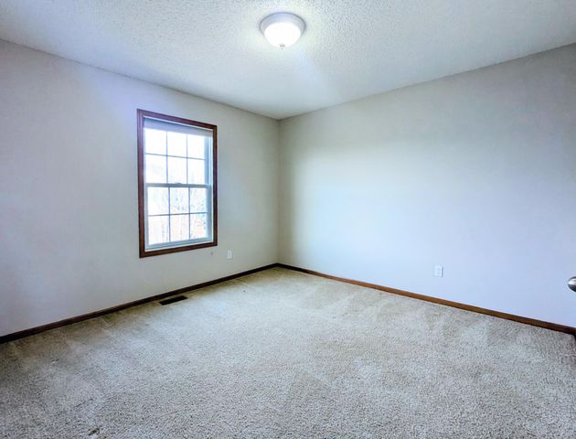 11170 Sand Castle Drive E, Woodbury, MN 55129