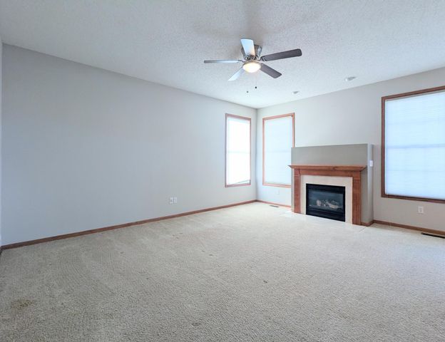 11170 Sand Castle Drive E, Woodbury, MN 55129