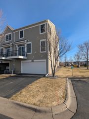 11170 Sand Castle Drive E, Woodbury, MN 55129