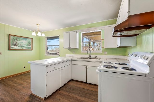 8 Basore Drive, Bella Vista, AR 72715