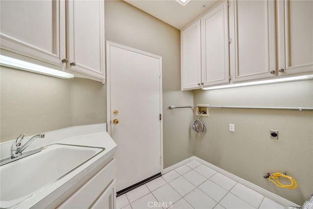 2466 Aquasanta, Tustin, CA 92782