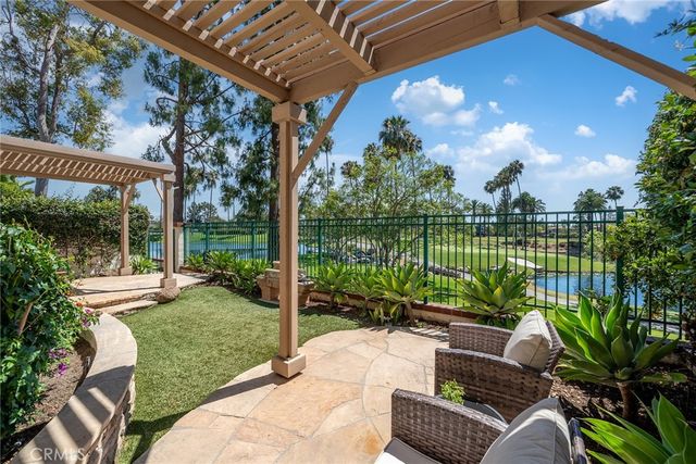 2466 Aquasanta, Tustin, CA 92782
