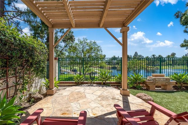 2466 Aquasanta, Tustin, CA 92782