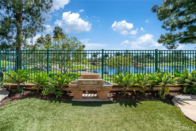 2466 Aquasanta, Tustin, CA 92782