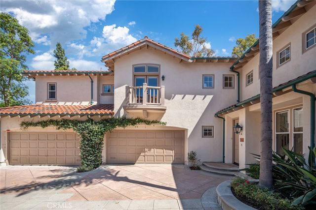 2466 Aquasanta, Tustin, CA 92782