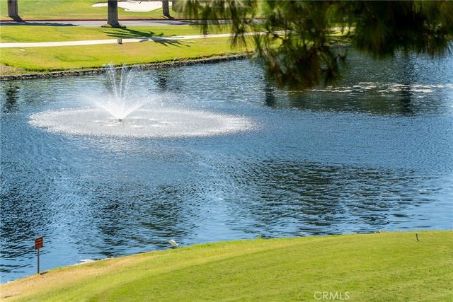 2466 Aquasanta, Tustin, CA 92782