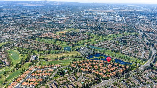 2466 Aquasanta, Tustin, CA 92782
