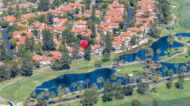 2466 Aquasanta, Tustin, CA 92782