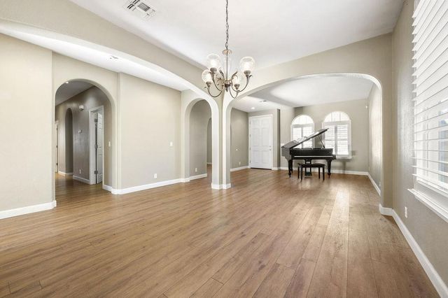 11447 Mirage Drive, Chowchilla, CA 93610