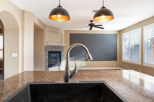 11447 Mirage Drive, Chowchilla, CA 93610