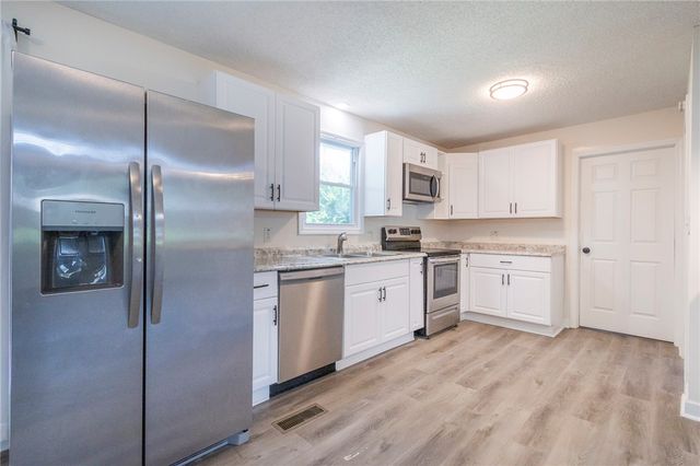 306 BRENWOOD Drive, Anderson, SC 29621