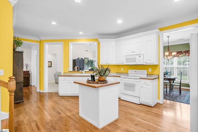 7 Hoptree Drive, Greer, SC 29650