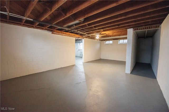 14305 Granger Road, Maple Heights, OH 44137