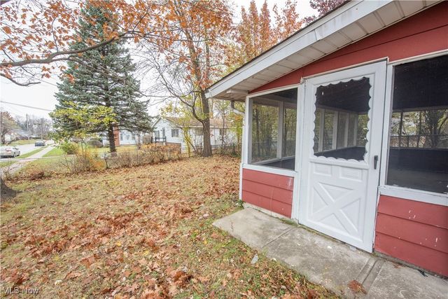 14305 Granger Road, Maple Heights, OH 44137