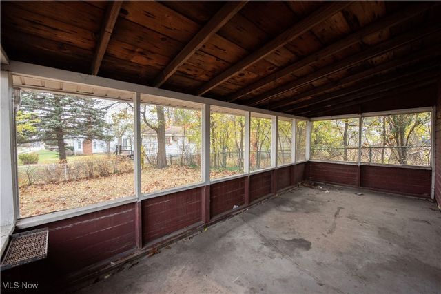 14305 Granger Road, Maple Heights, OH 44137