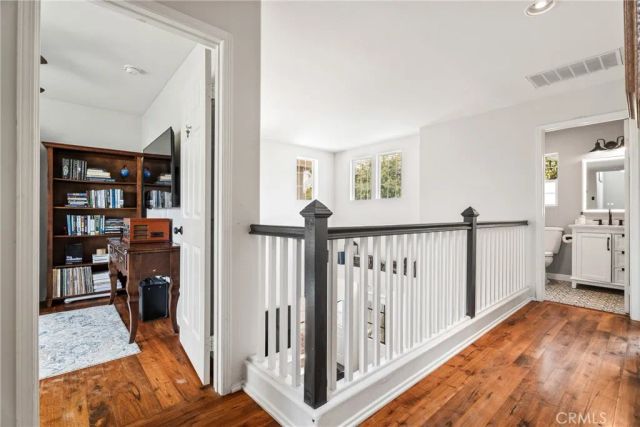 27169 Saddlepeak, Valencia, CA 91354