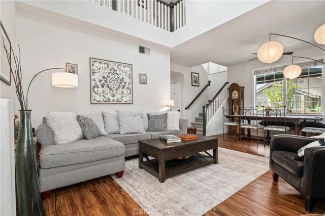 27169 Saddlepeak, Valencia, CA 91354