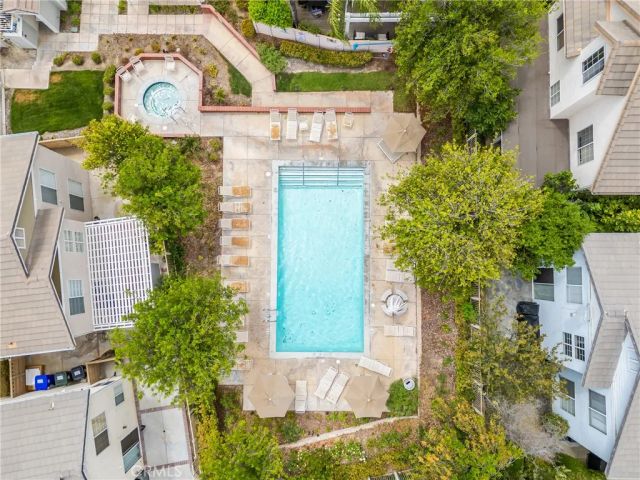 27169 Saddlepeak, Valencia, CA 91354