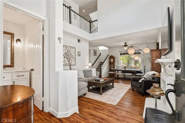 27169 Saddlepeak, Valencia, CA 91354