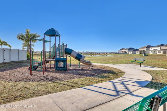 476 Glaspell Circle SE, Palm Bay, FL 32909