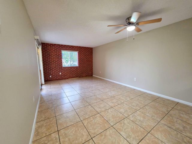 6080 Forest Hill Boulevard 103, West Palm Beach, FL 33415