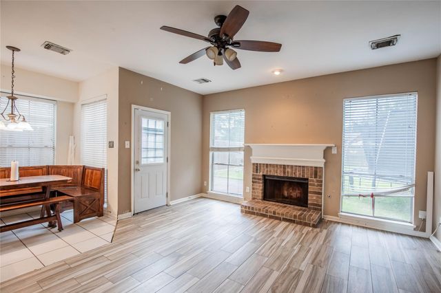1606 Diamond Brook Drive, Houston, TX 77062
