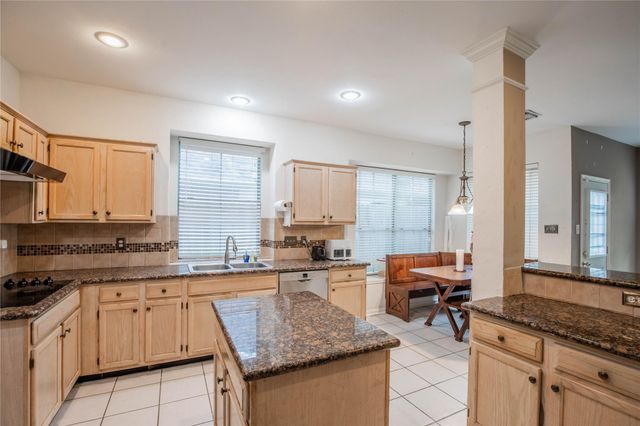 1606 Diamond Brook Drive, Houston, TX 77062