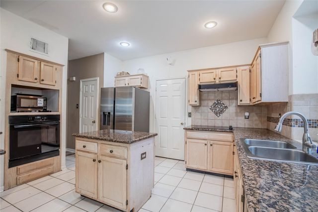 1606 Diamond Brook Drive, Houston, TX 77062
