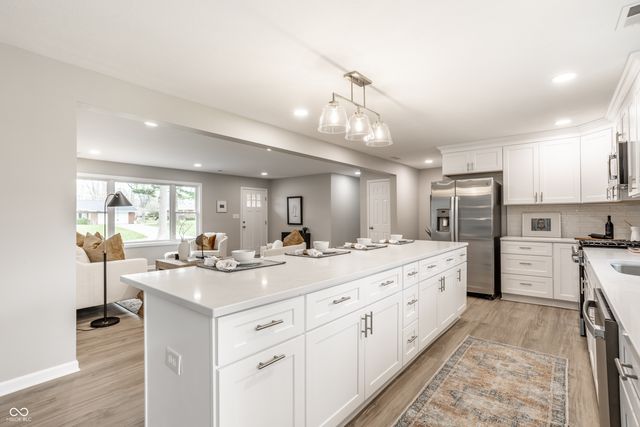 5765 Susan Drive E, Indianapolis, IN 46250