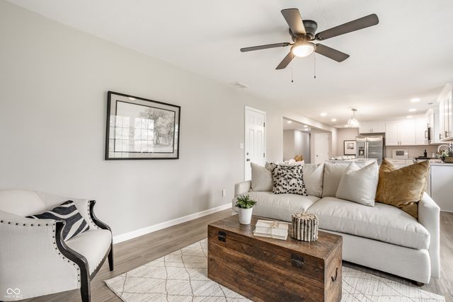 5765 Susan Drive E, Indianapolis, IN 46250