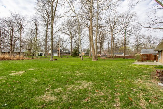 5765 Susan Drive E, Indianapolis, IN 46250