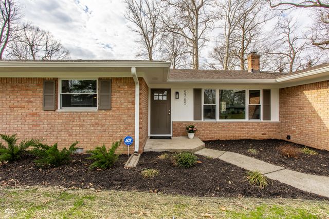 5765 Susan Drive E, Indianapolis, IN 46250