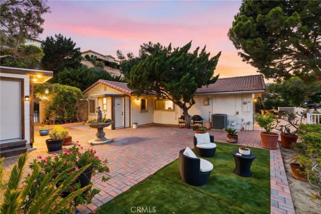 5762 Desert View Drive, La Jolla, CA 92037
