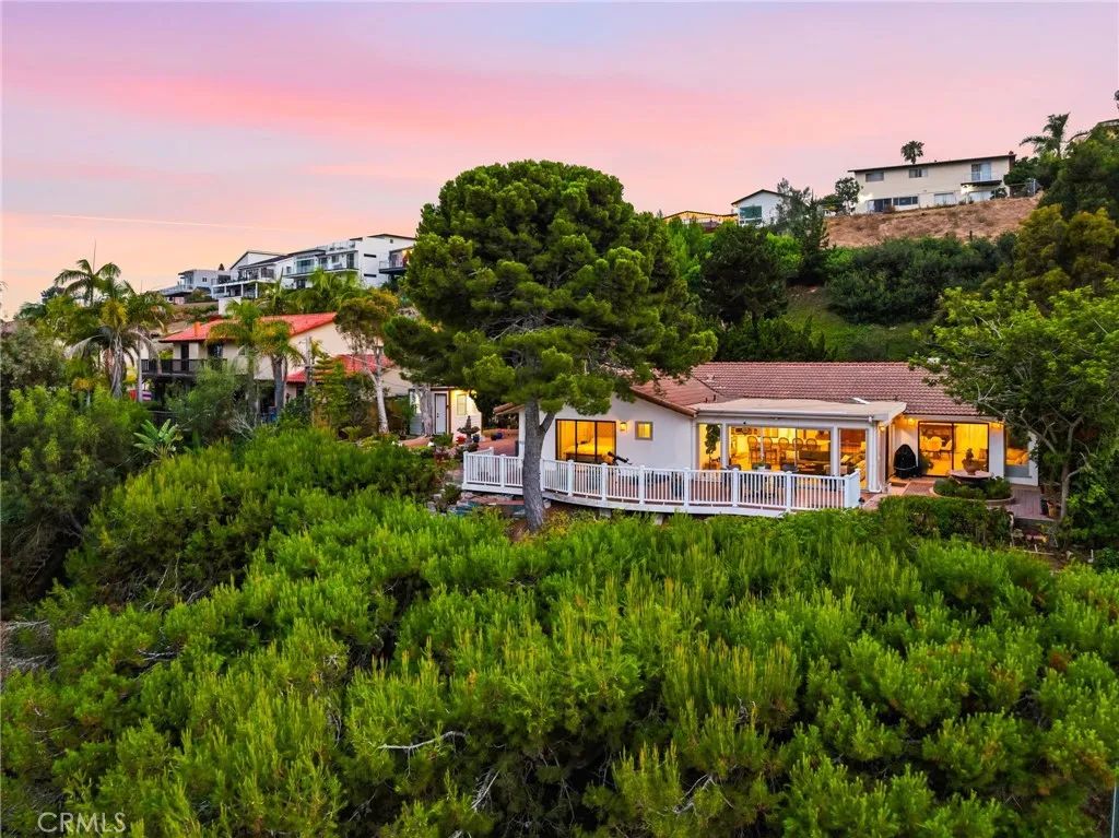 5762 Desert View Drive, La Jolla, CA 92037
