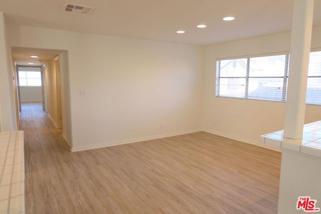 21 Voyage Street, Los Angeles, CA 90292