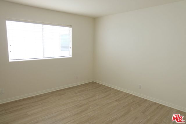 21 Voyage Street, Los Angeles, CA 90292